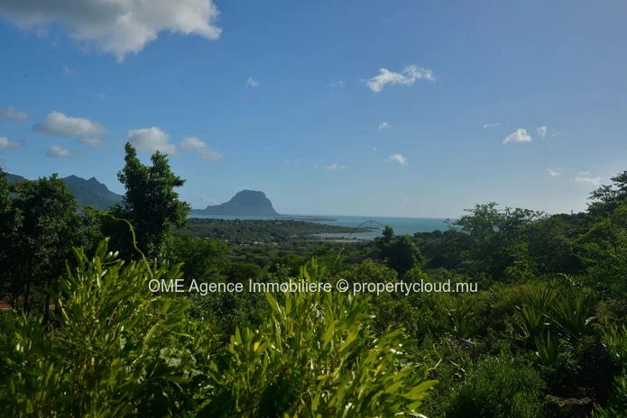 Beau terrain résidentiel - 4226m2
