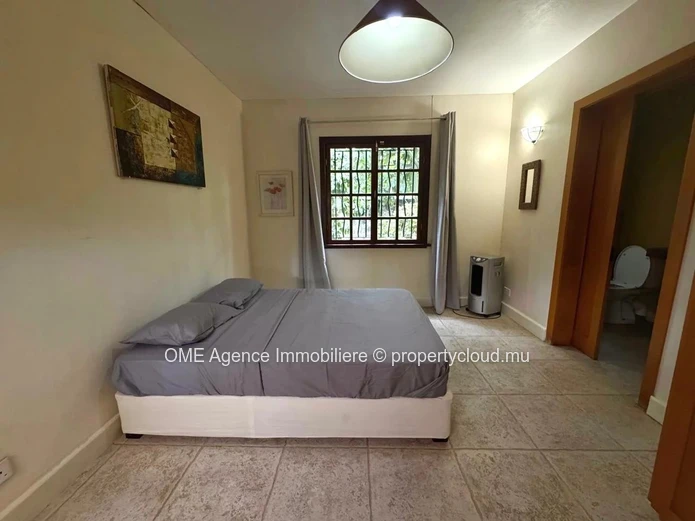 Grande villa familiale 420 m² | Piscine & vue tourelle | Black Rock - Tamarin