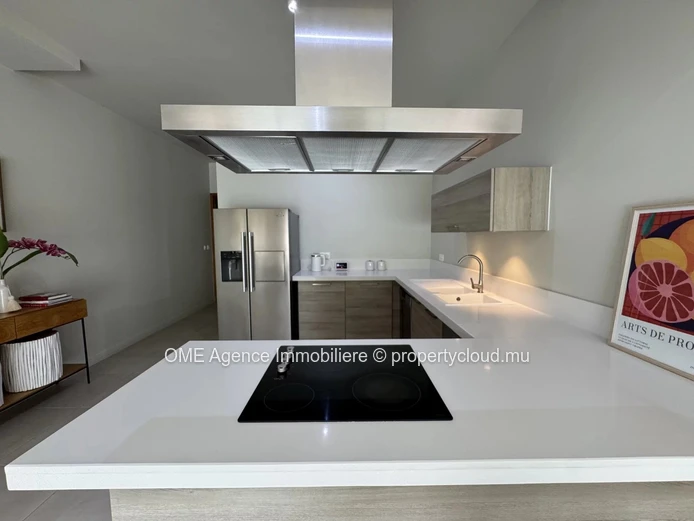 Appartement d'exception – 3 chambres en suite | L'Estuaire, Balise Marina, Rivière Noire | Vue montagne | Accessible ...