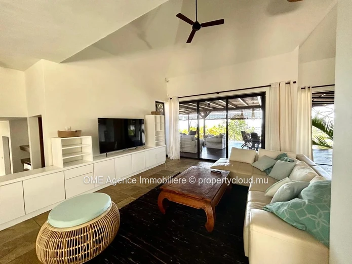 Villa d’exception avec vue panoramique sur mer et montagnes – Tamarin