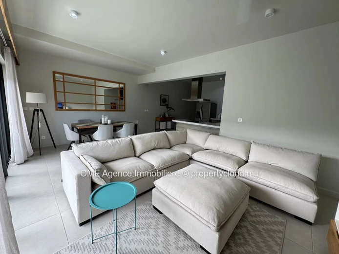 Appartement d'exception – 3 chambres en suite | L'Estuaire, Balise Marina, Rivière Noire | Vue montagne | Accessible ...