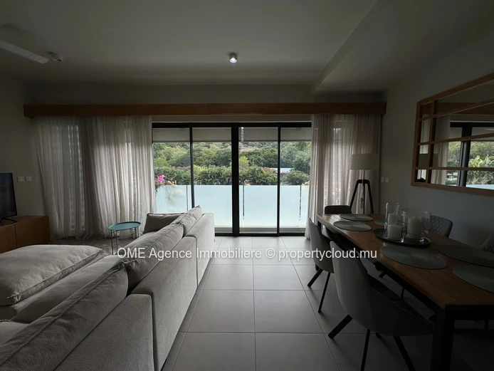 Appartement d'exception – 3 chambres en suite | L'Estuaire, Balise Marina, Rivière Noire | Vue montagne | Accessible ...