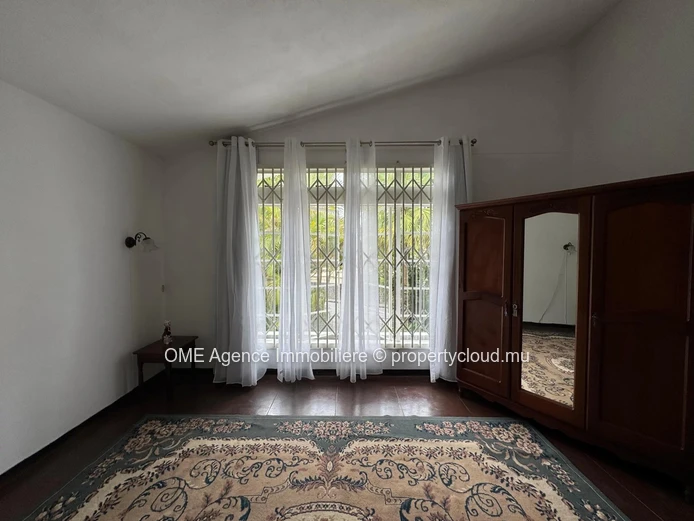FLOREAL - - magnifique maison - 4 chambres