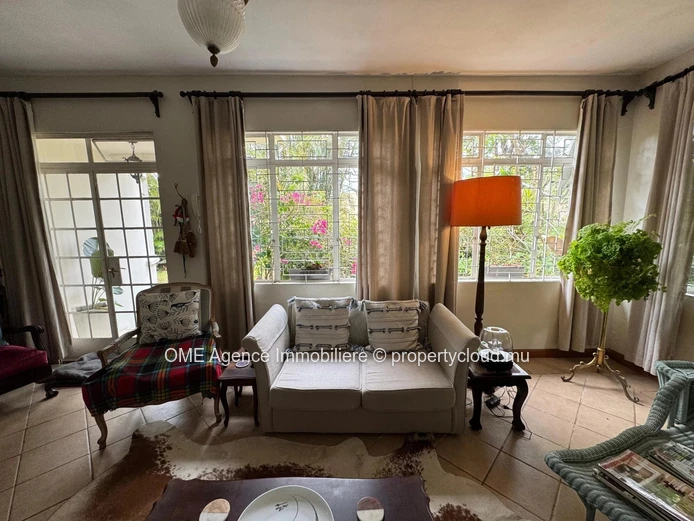 FLOREAL - - magnifique maison - 3 chambres