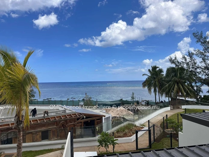 Tamarin Oasis – Appartement Moderne avec 3 Chambres en Suite