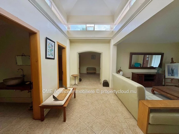 Grande villa familiale 420 m² | Piscine & vue tourelle | Black Rock - Tamarin