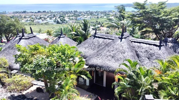 Villa d’exception avec vue panoramique sur mer et montagnes – Tamarin