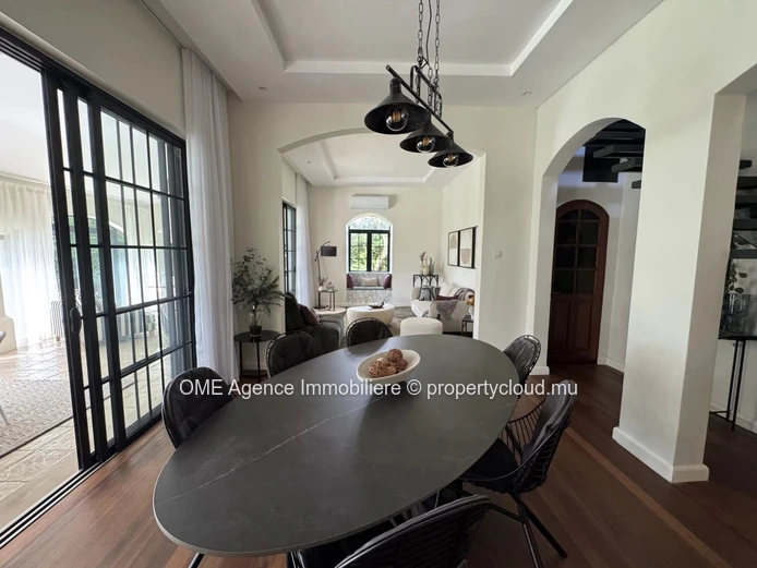 Villa neuve d'exception — 400 m² | 6 chambres | 5 salles de bains
