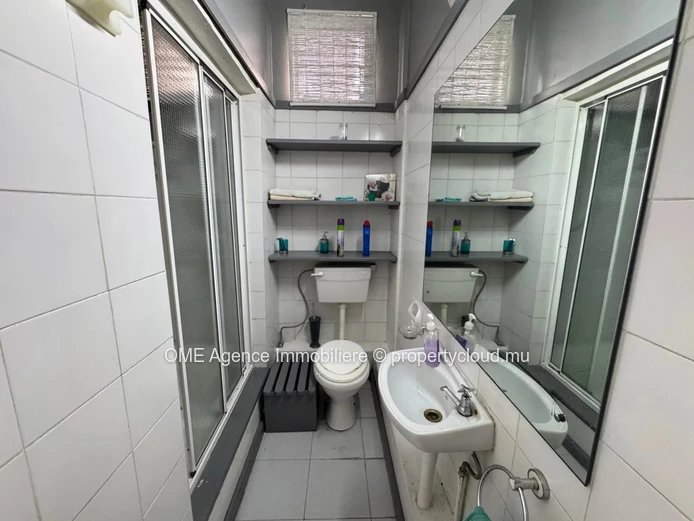 À vendre – Bureau de 165 m² – Quatre Bornes