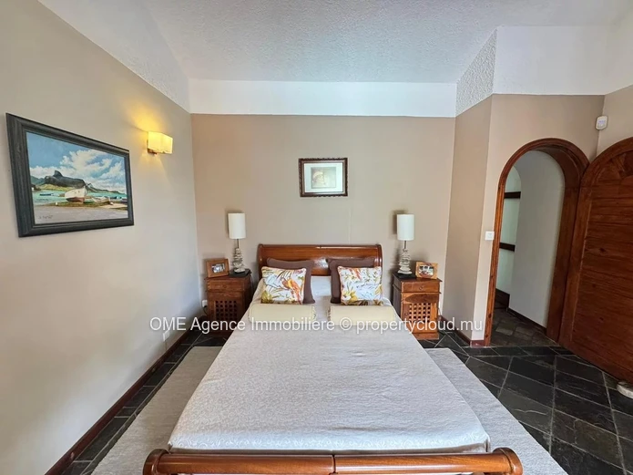 Bright and Spacious Home with Pool – Morcellement Les Multipliants