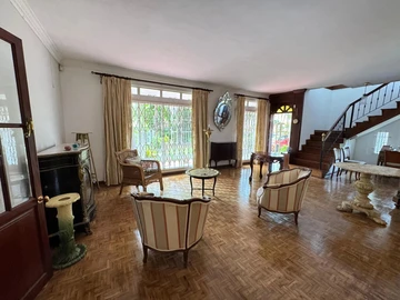 Maison de 4 Chambres