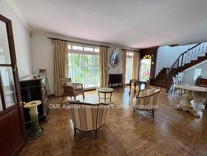 FLOREAL - - magnifique maison - 4 chambres