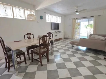 Townhouse, Duplex de 3 Chambres